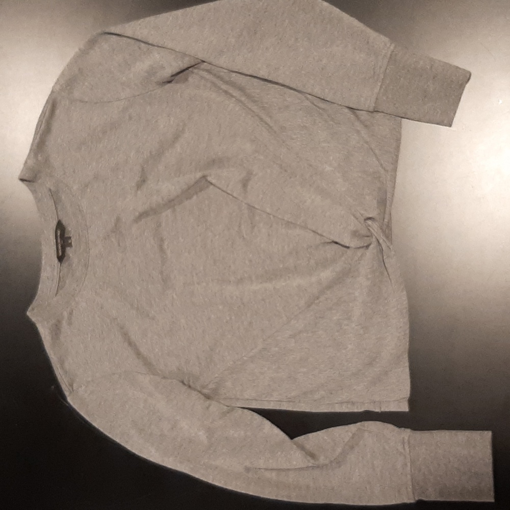 Gray twist front cropped sweatshirt